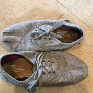 Toms Lace-up Canvas Shoes